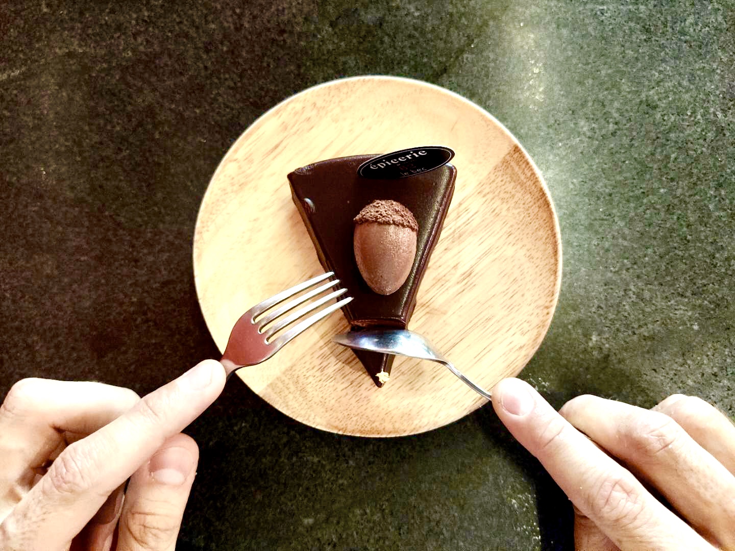 All you need to know about dessert etiquette Academie de Bernadac