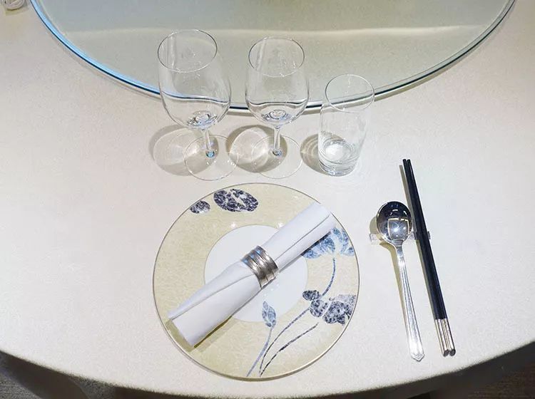 Guideline for Chinese table setting Academie de Bernadac Academie